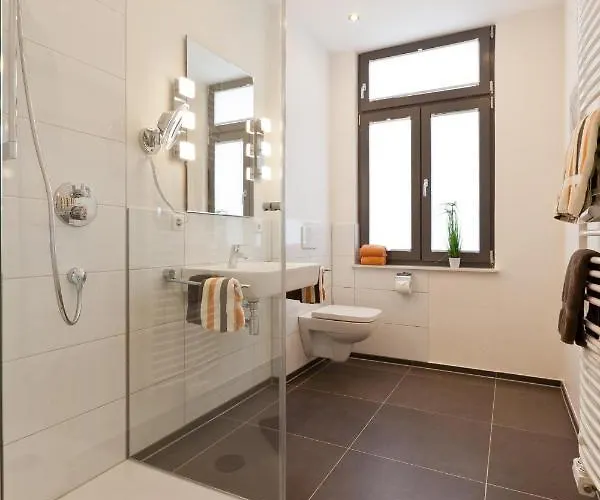 アパート Jann 66 *